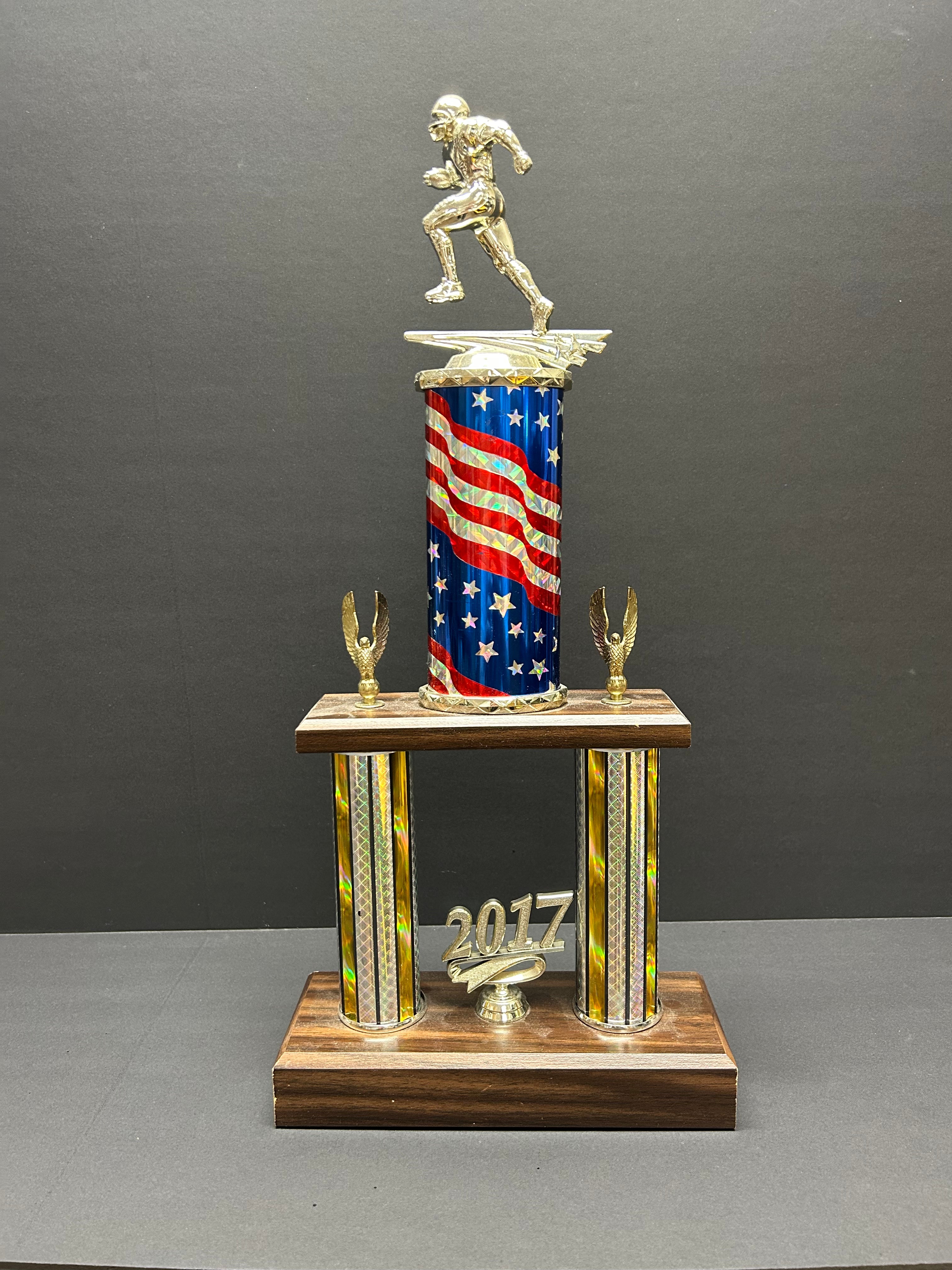 2 Post Trophy